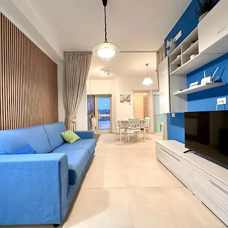 Apartment Il Cortiletto By Housilia