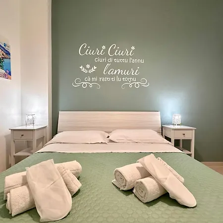 Il Cortiletto By Housilia Cefalu