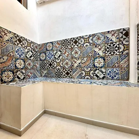 Apartment Il Cortiletto By Housilia Cefalu