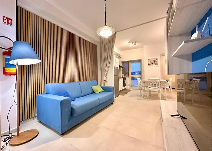 公寓 Il Cortiletto By Housilia *