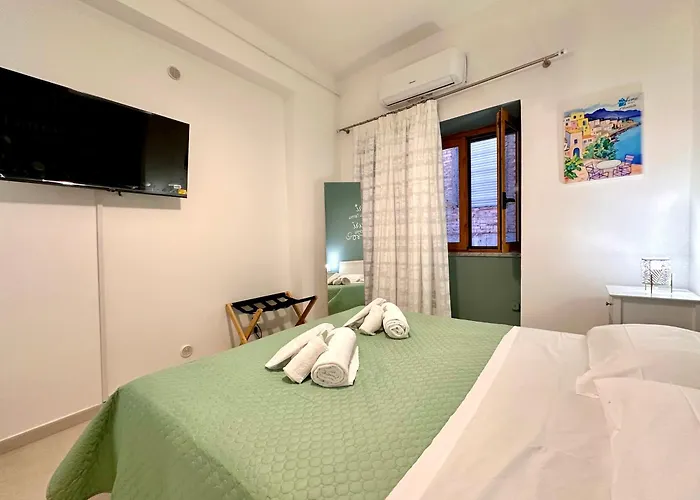 公寓 Il Cortiletto By Housilia 切法卢