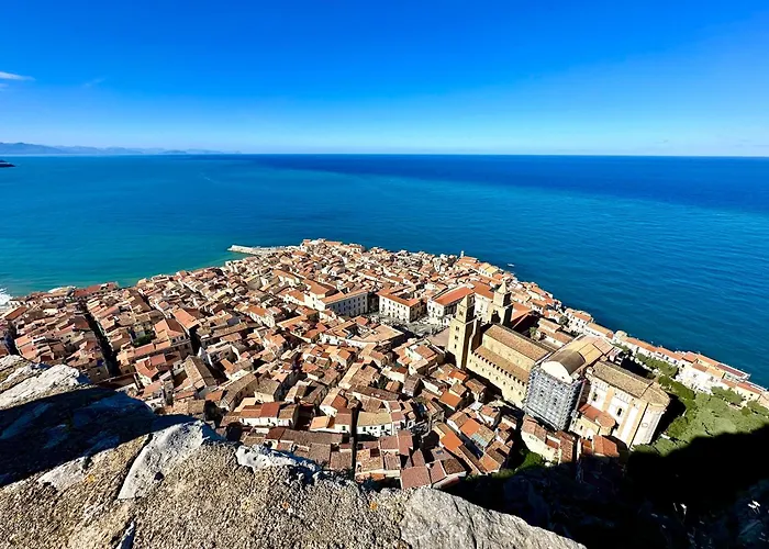 Il Cortiletto By Housilia * 切法卢